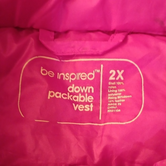 Be inspired pink down packable vest 2x - Picture 2 of 2
